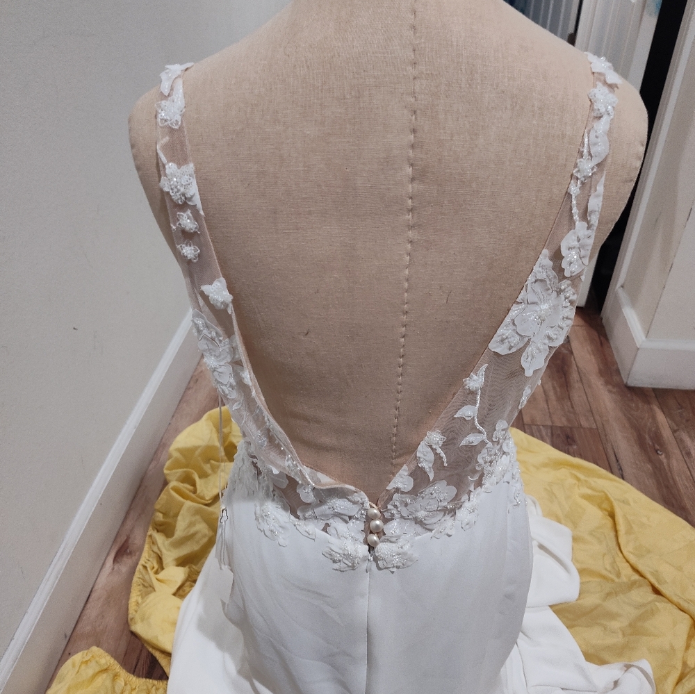 Daalarna Bridal Dress NWTGS - Picture 10 of 16